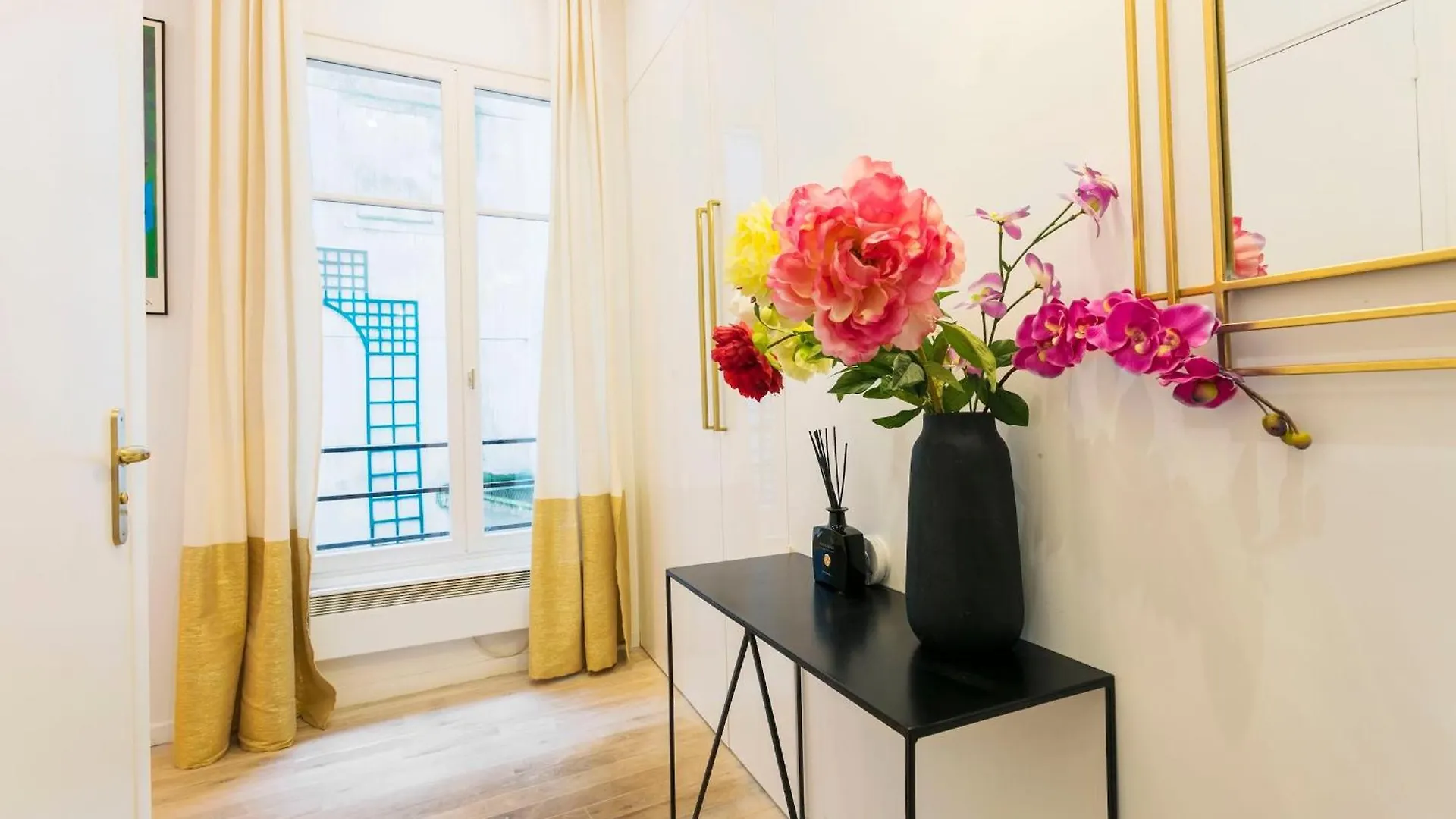 Louvre - 2br - Cityapartmentstay Apartament Paryż