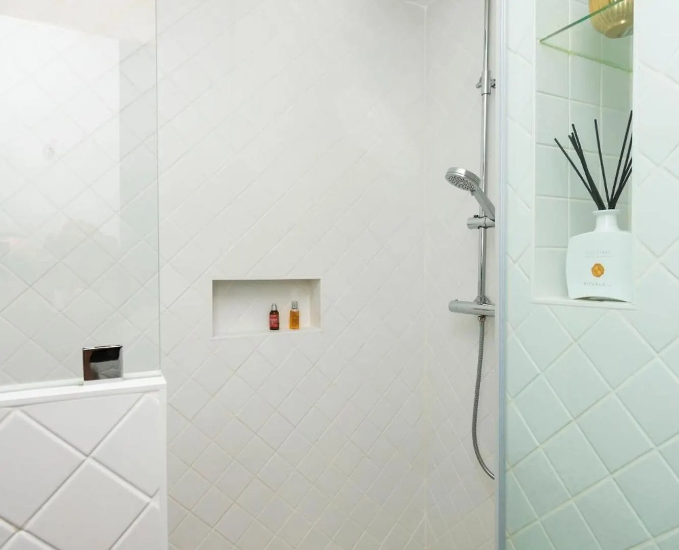 Louvre - 2br - Cityapartmentstay * Paryż