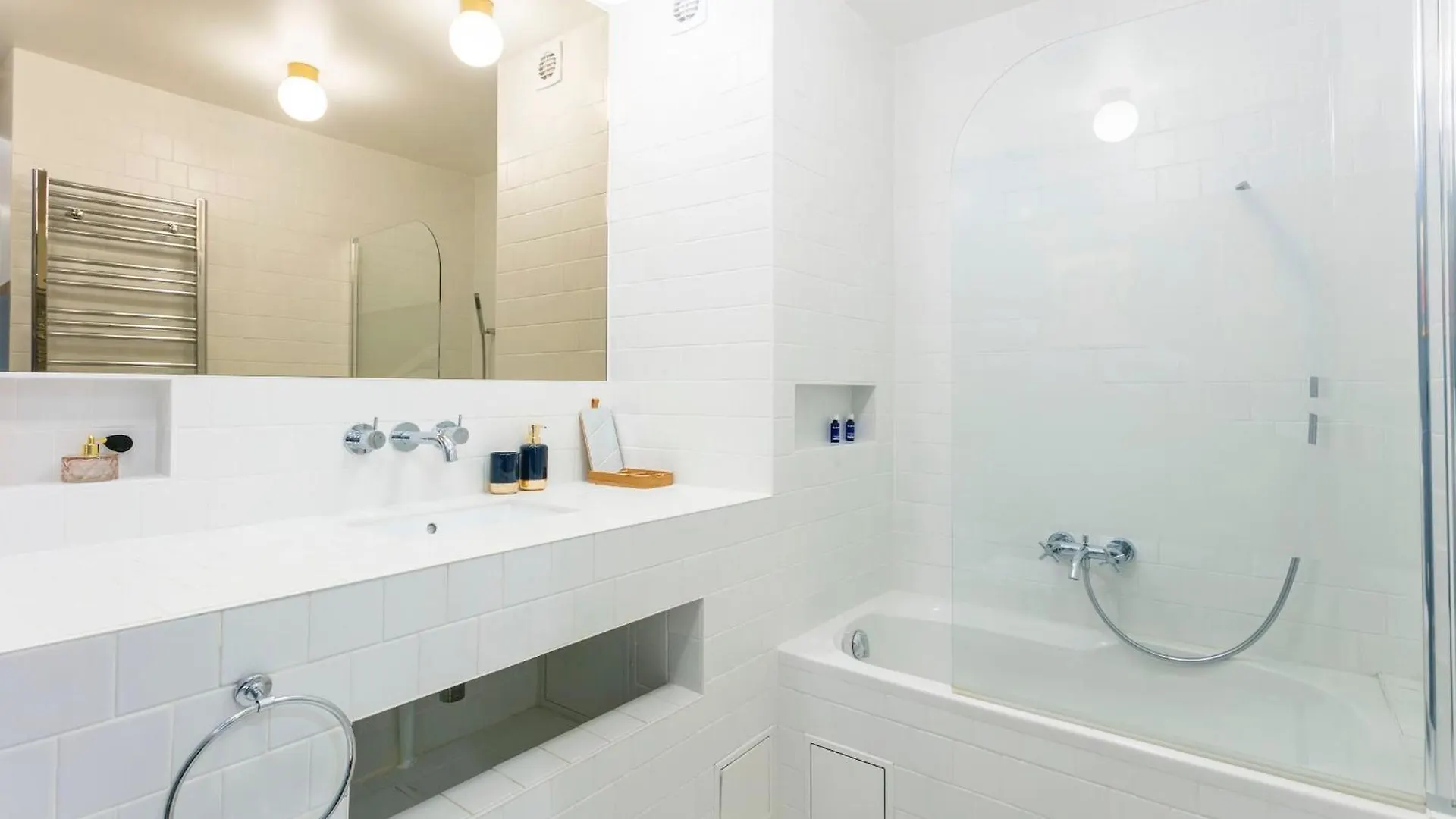 Louvre - 2br - Cityapartmentstay Apartament *