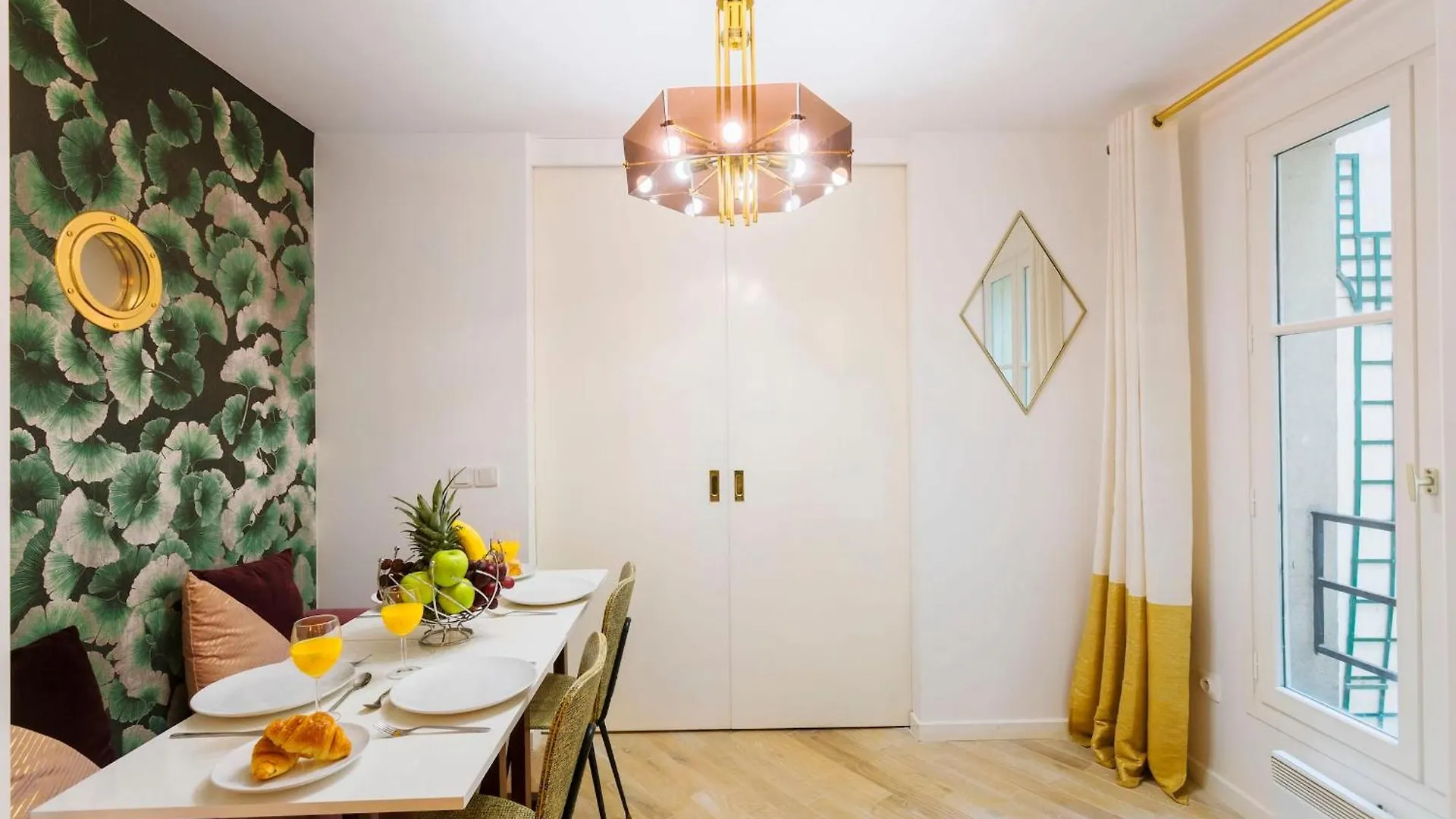Louvre - 2br - Cityapartmentstay Paryż